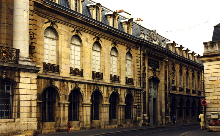 Restauration du patrimoine - Monuments historiques - DIJON - Palais des ducs